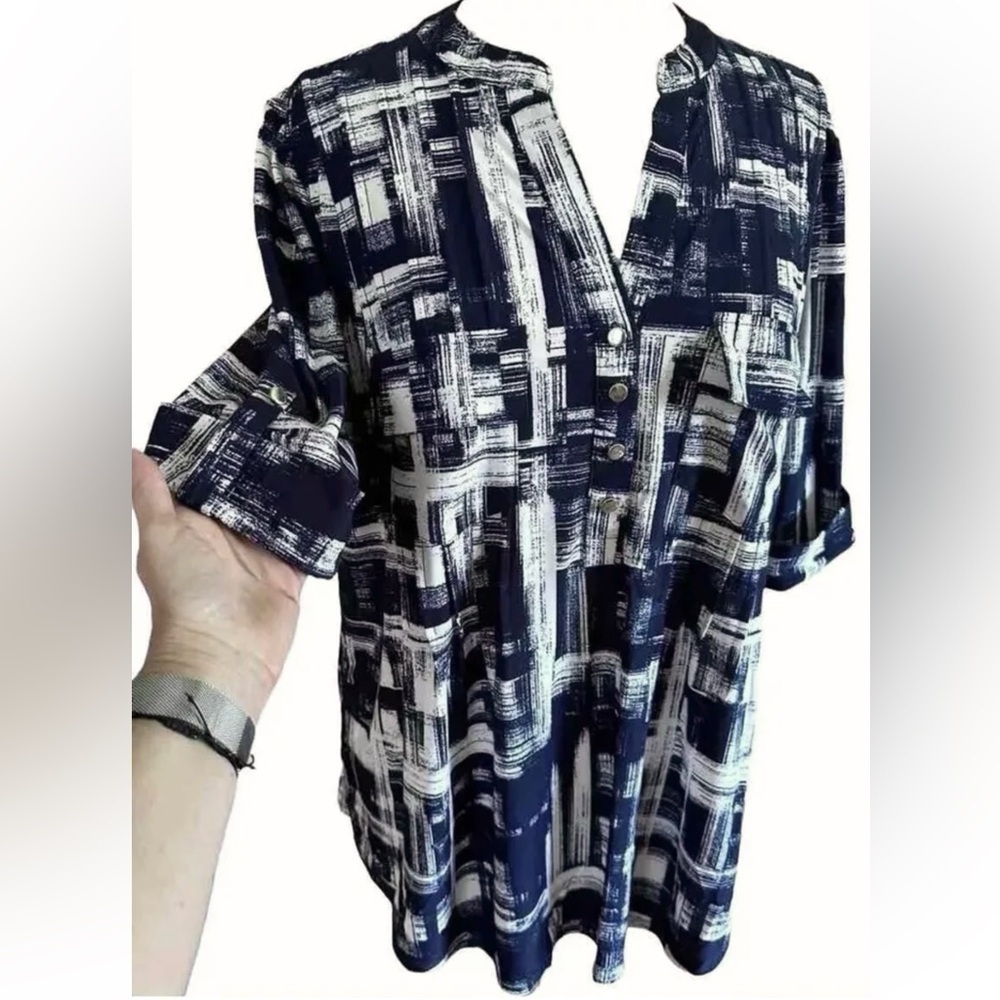 COCOMO 3X Blue White Plus Size elbow sleeve women's Blouse top tun… - Picture 3 of 10